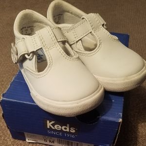 🍭 Keds girl t-strap shoes